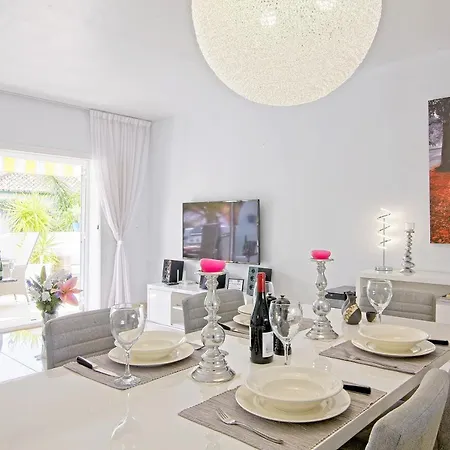 Enjoy El Presidente Penthouse Estepona