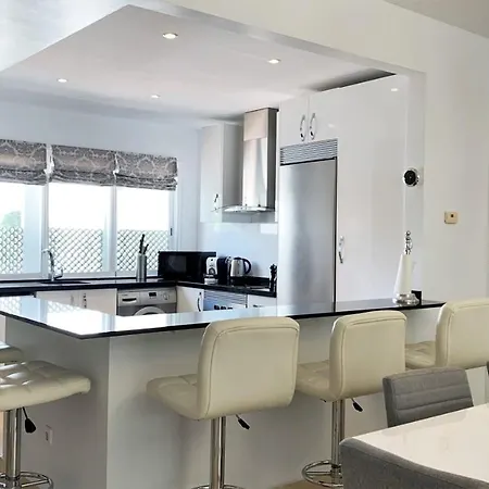 Апартаменты Enjoy El Presidente Penthouse Эстепона